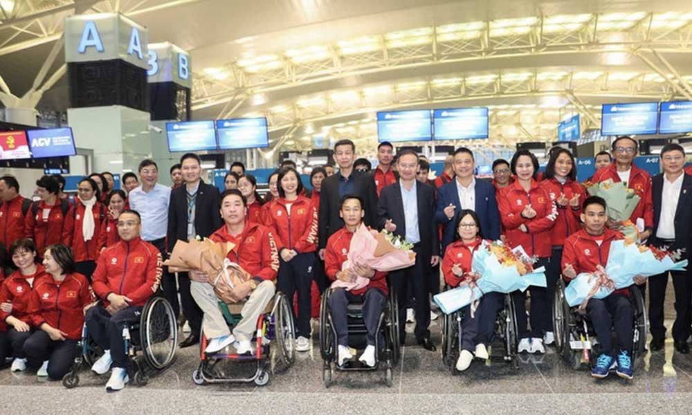 Vietnamese delegation sets off for 13th ASEAN Para Games